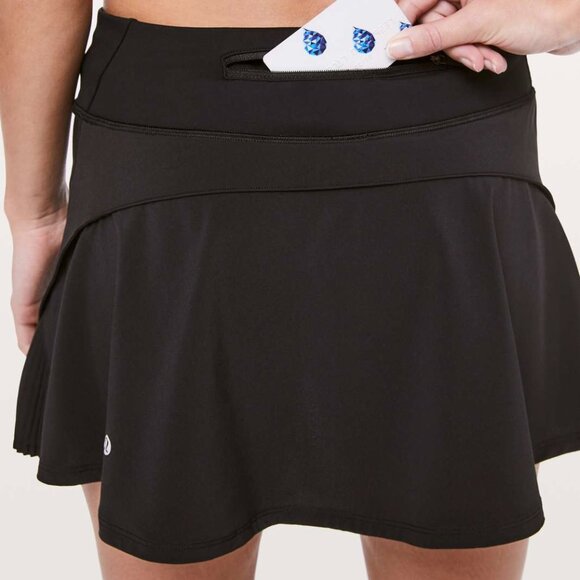 Lululemon Play Off The Pleats Skirt Tennis Pickleball Golf in Black Size 2 - Picture 2 of 9